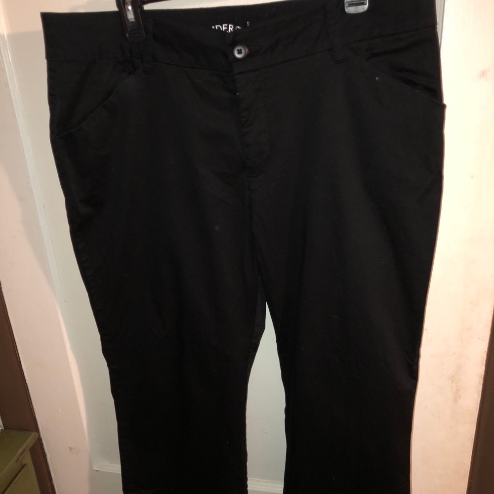 Black Plants (Riders by Lee)